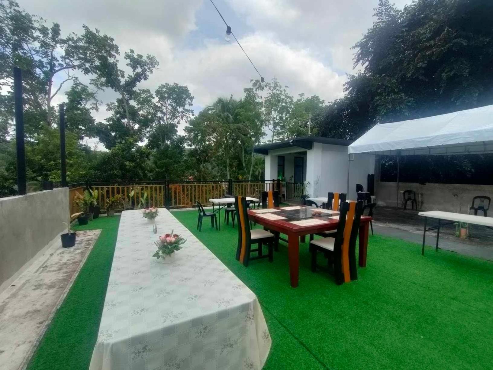 Gbu Loboc River Guesthouse Exterior photo